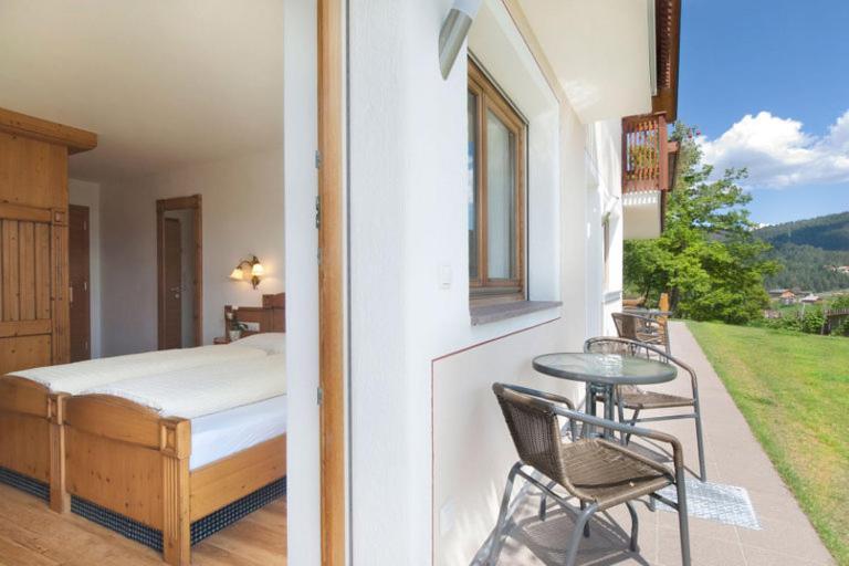 Wargerhof - Urlaub Auf Dem Bauernhof Apartamento Meltina Exterior foto